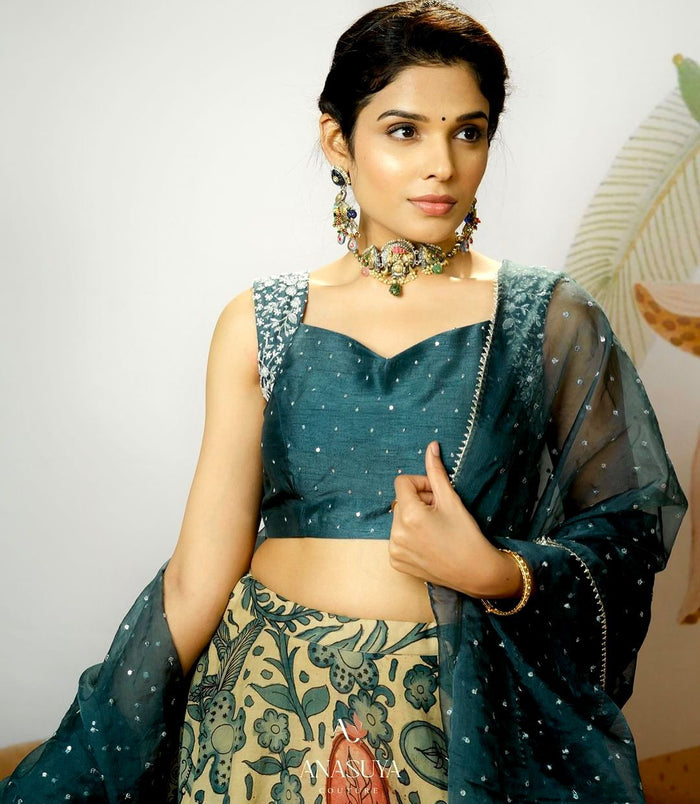 Beautifully Full Stitched Kalamkari Designer Lehenga Choli with Dupatta.
